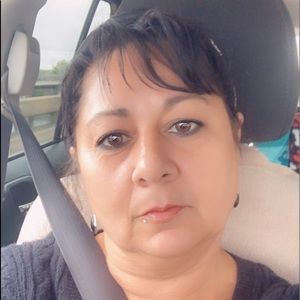 Meet your Posher, Selina